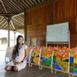 Migi Rihasalay Buka Kelas Melukis di Kampung Joglo Tanjung Lesung